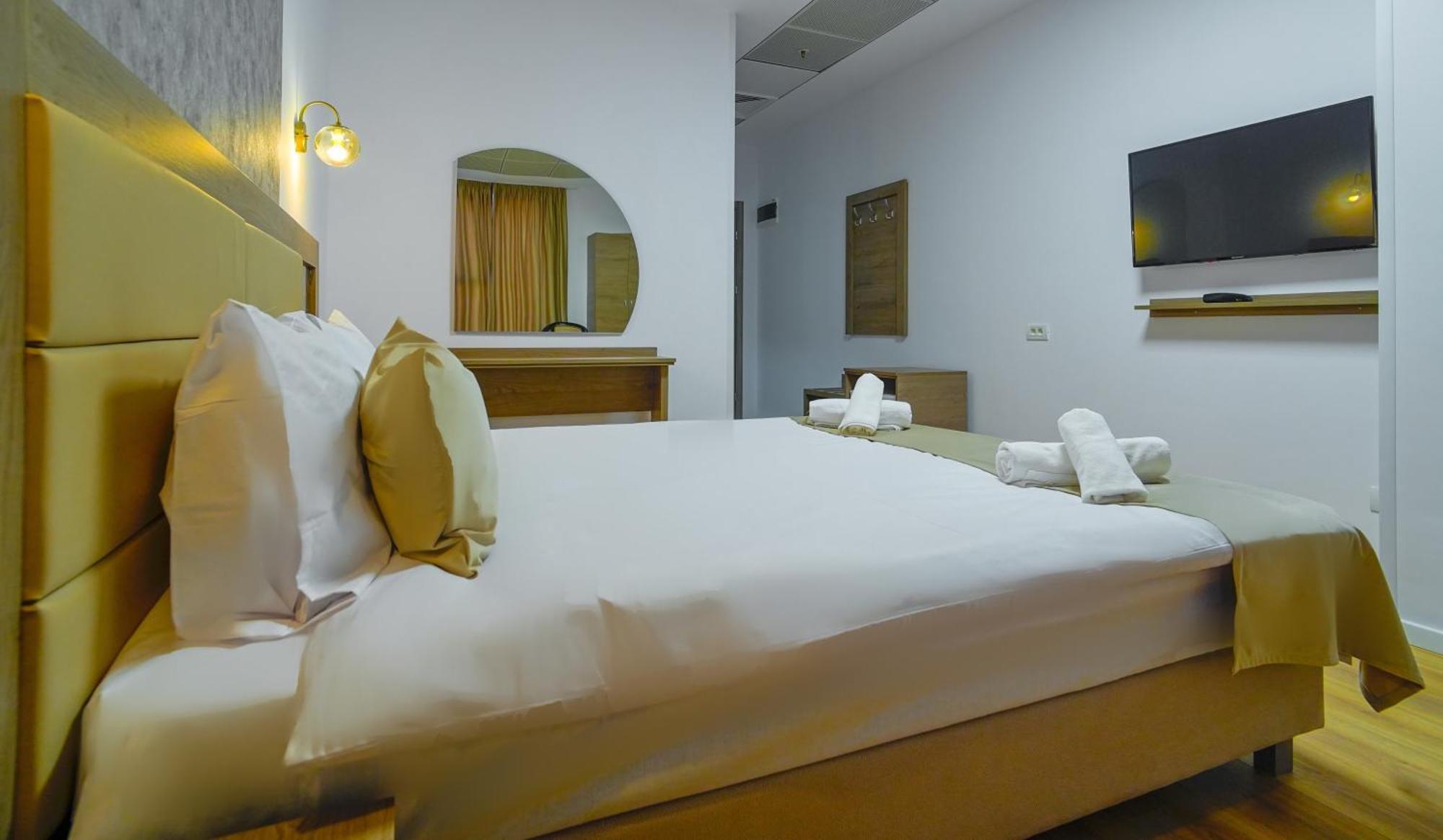 Hotel Sir Fundeni