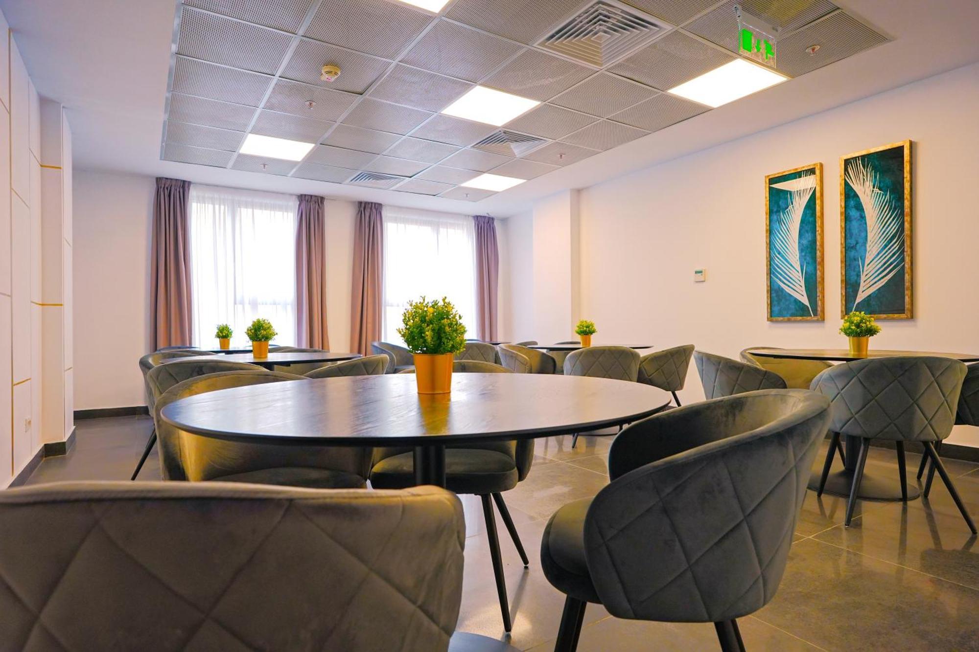 Sir Fundeni Hotel 3*